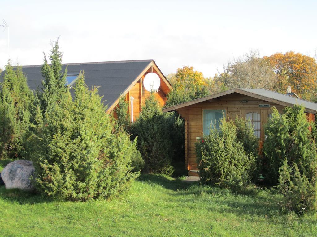 Pivarootsi Holiday Village Pokoj fotografie